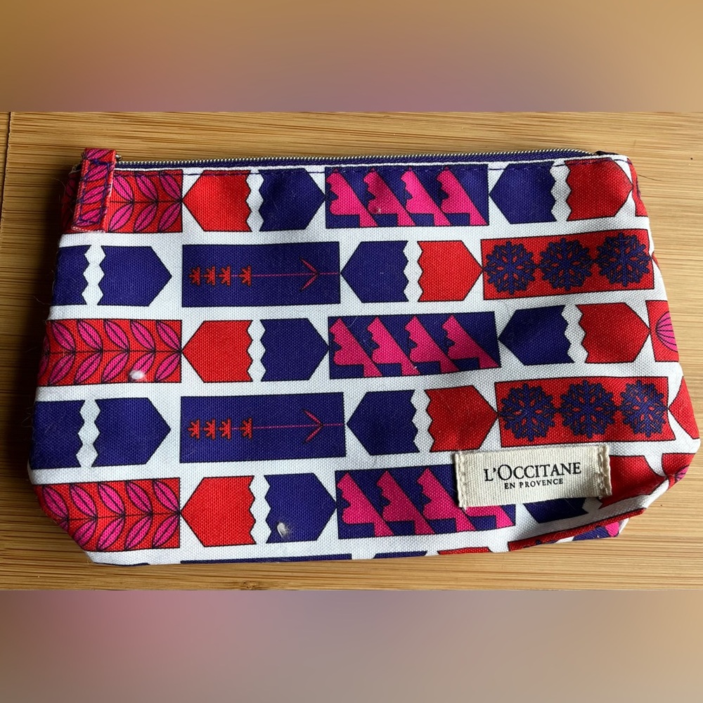 L’Occitane cosmetic bag